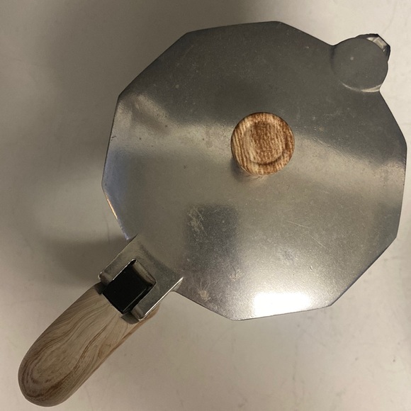 Italian Gnali & Zani Stovetop Coffee MOKA Pot Espresso Maker ITALY Aluminum 6 C - Picture 15 of 15